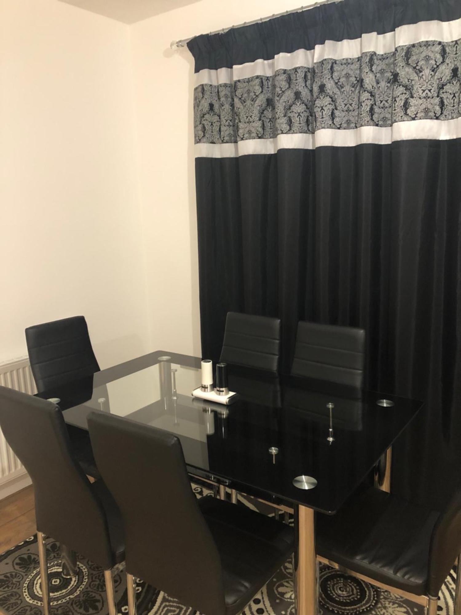 Luxury Kingsize Bedroom With Private Bathroom Northolt  Exteriör bild